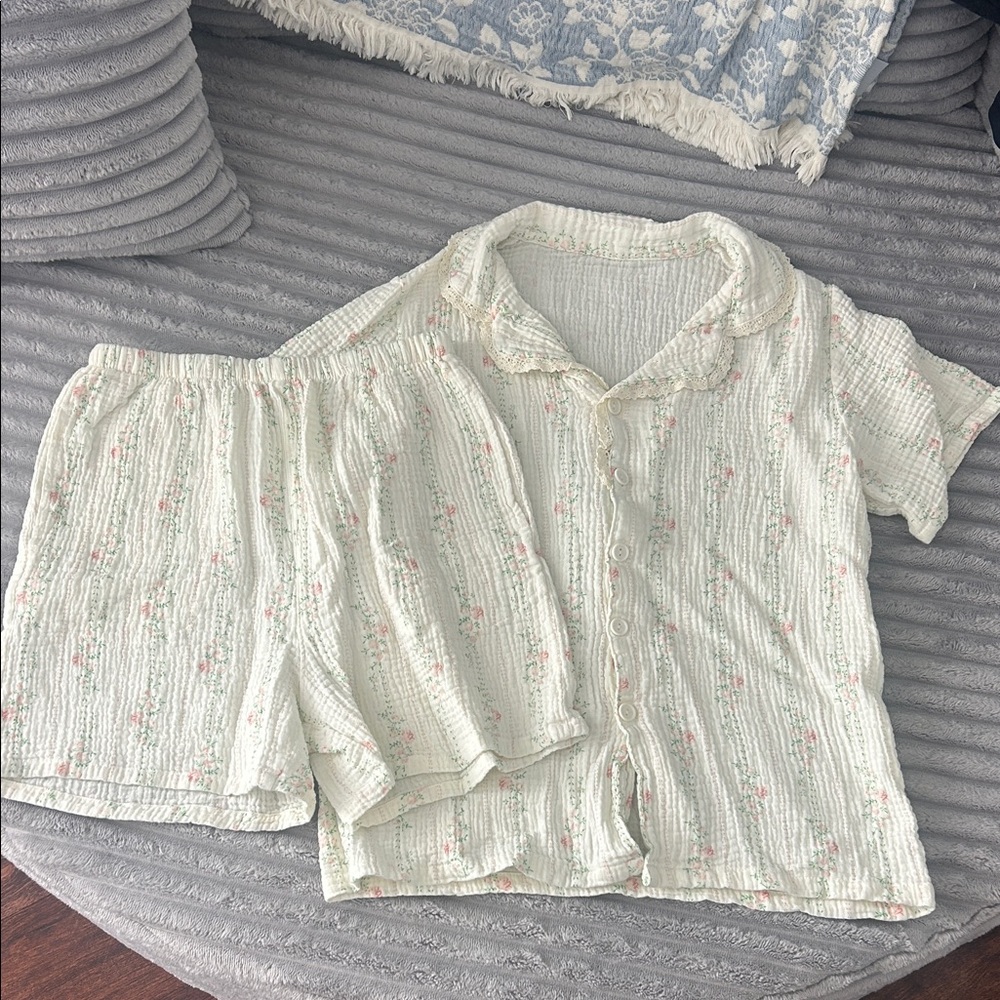 NWOT 100% Muslin Cotton Pajama Set